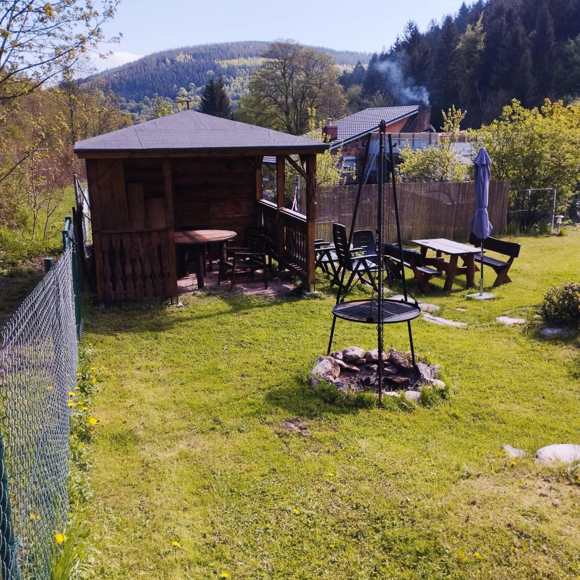Villa Dom Caloroczny Jozefinka W Karkonoszach Kowary Exterior foto